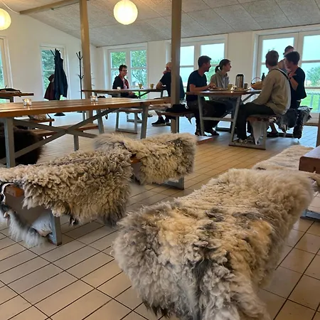 Den Hvide Sommerhytte Pa Skaro * Svendborg